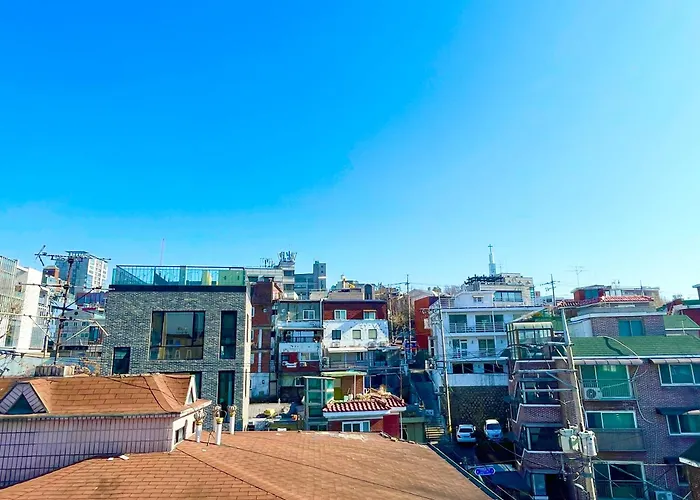 Naun Apartment Seoul